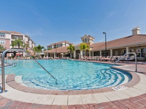 Vista Cay Swimming Pool